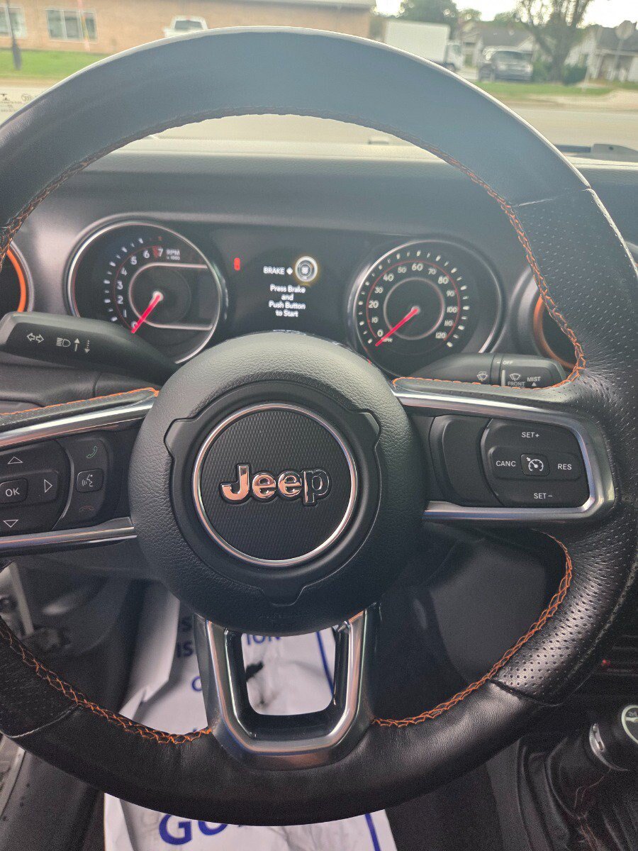 Used 2021 Jeep Gladiator Mojave w/ Cold Weather Group AWD/4WD image 20