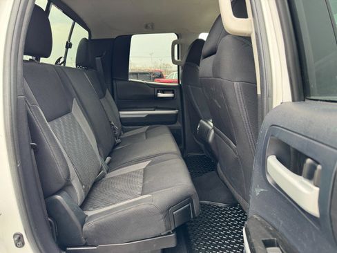 Used 2016 Toyota Tundra SR5 image 18