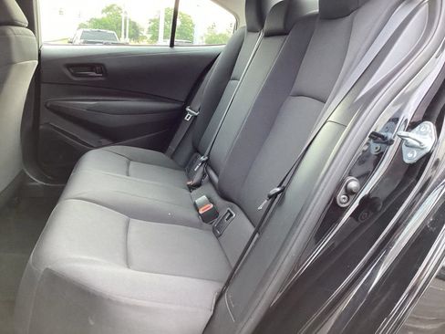 Used 2025 Toyota Corolla LE FWD image 13