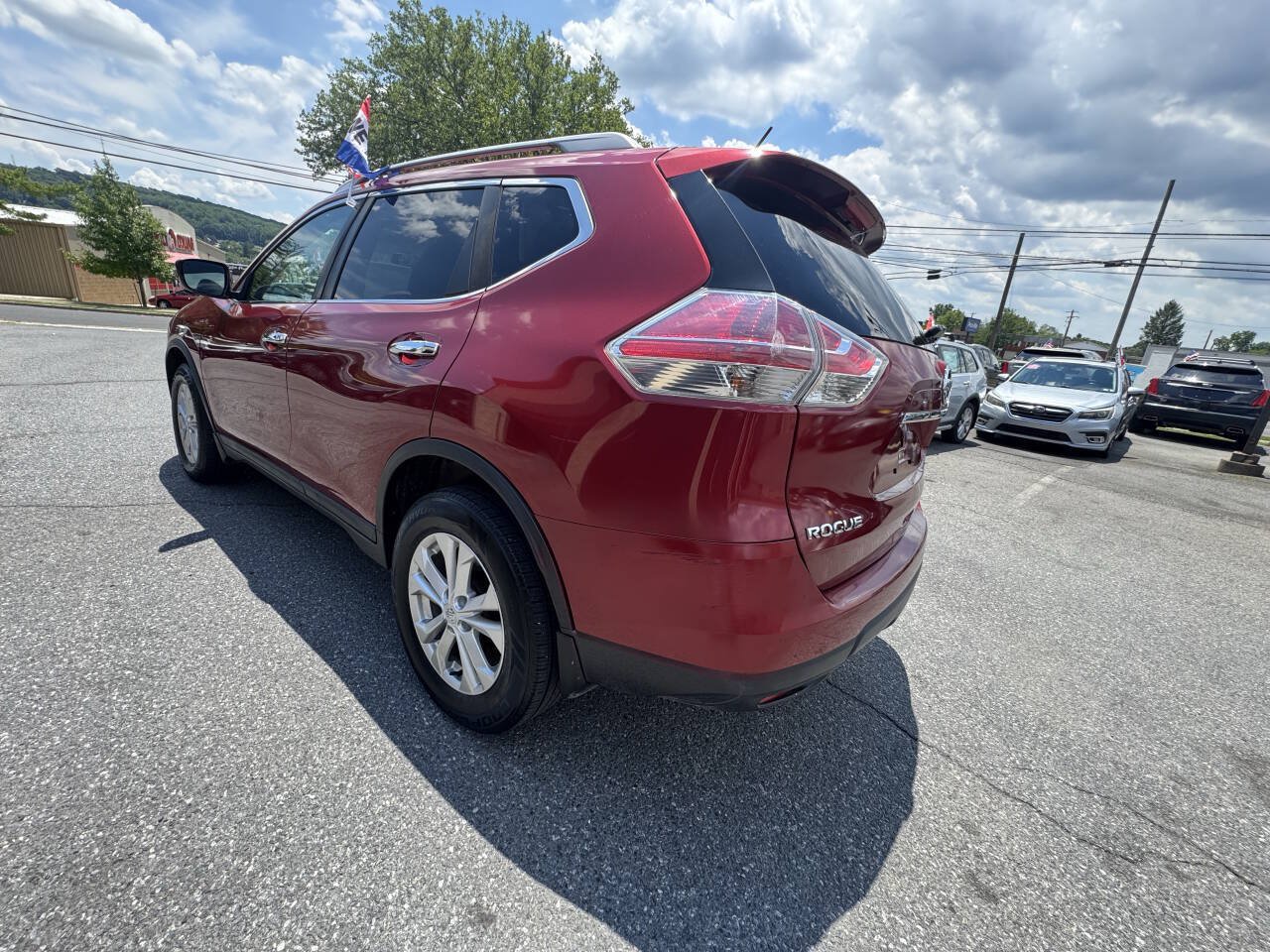 Used 2016 Nissan Rogue SV w/ SV Premium Package AWD/4WD image 5