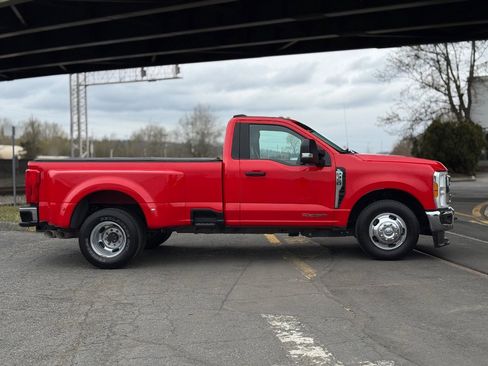 Used 2023 Ford F350 XL w/ XL Chrome Package image 2