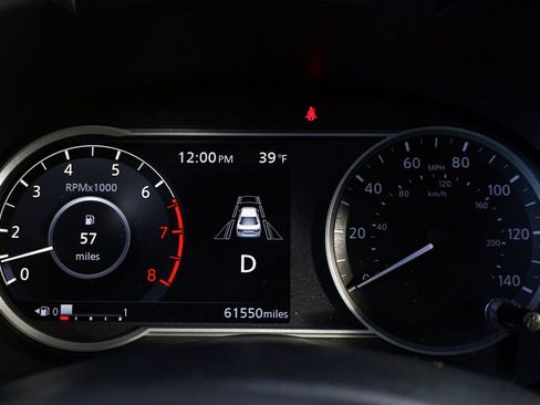 Used 2020 Nissan Versa SV image 24