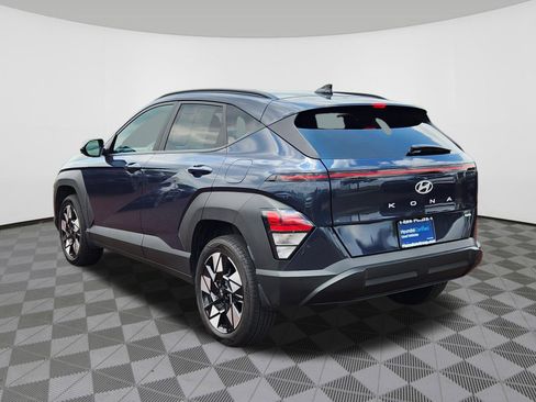 Certified 2024 Hyundai Kona SEL w/ Convenience Package AWD/4WD image 3