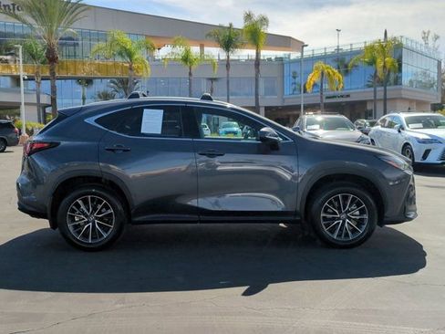 Used 2025 Lexus NX 250 FWD image 4