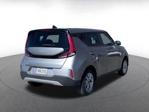 Used 2025 Kia Soul LX w/ LX Technology Package image 14