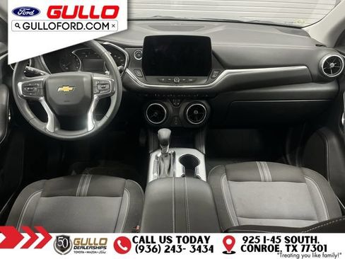 Used 2024 Chevrolet Blazer LT w/ Driver Confidence Package FWD image 12