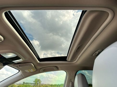 Used 2023 Subaru Crosstrek 2.5i Limited w/ Popular Package #4 image 16