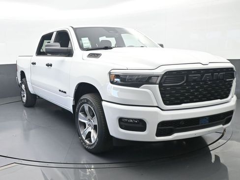 New 2026 RAM 1500 Express image 9