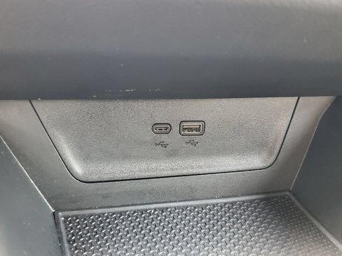 Used 2025 Chevrolet Equinox LT AWD/4WD image 27