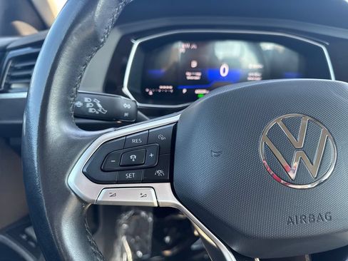 Used 2024 Volkswagen Jetta SE FWD image 45