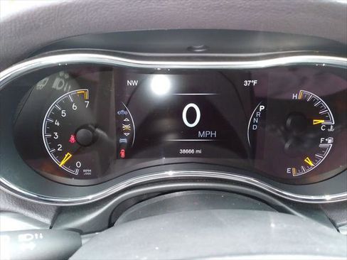 Certified 2021 Jeep Grand Cherokee Laredo X AWD/4WD image 24