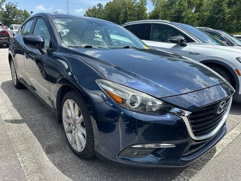 Used 2017 MAZDA MAZDA3 Grand Touring FWD image 3