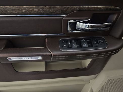 Used 2016 RAM 1500 Laramie Longhorn w/ Convenience Group AWD/4WD image 28