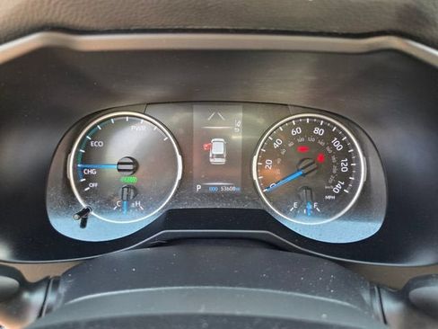Used 2022 Toyota RAV4 LE AWD/4WD image 31