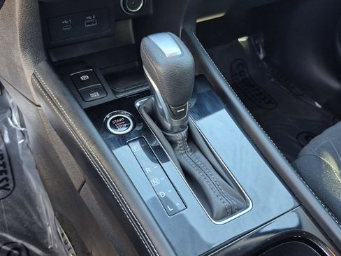 Certified 2022 Nissan Kicks SV FWD image 27