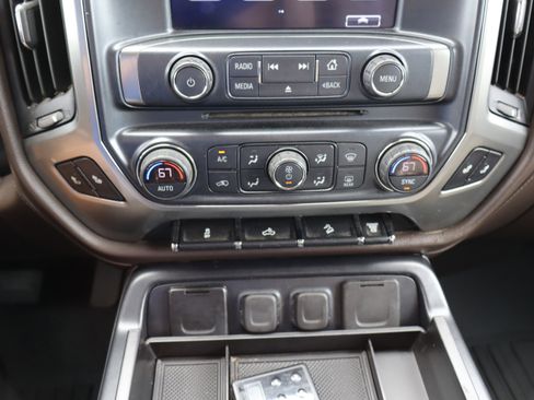 Used 2019 Chevrolet Silverado 2500 LTZ w/ Z71 Package, Off-Road AWD/4WD image 30