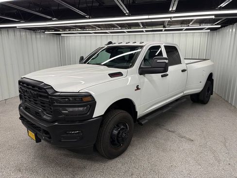 New 2026 RAM 3500 Tradesman AWD/4WD image 3