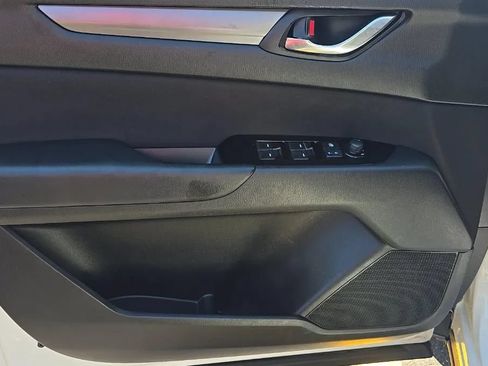 Used 2019 MAZDA CX-5 Sport FWD image 5