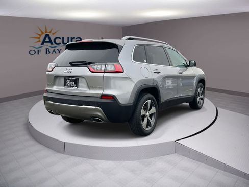 Used 2019 Jeep Cherokee Limited image 4