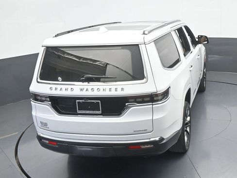 Used 2022 Jeep Grand Wagoneer Series III w/ Rear Seat Video Group 1 image 67