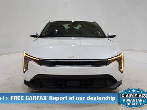 Used 2025 Kia K4 LXS image 2
