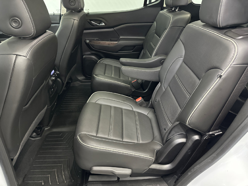 Used 2023 GMC Acadia Denali w/ Denali Technology Package FWD image 24
