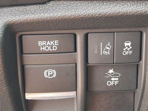 Used 2019 Acura MDX SH-AWD image 26
