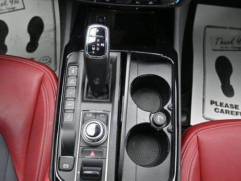 Used 2023 Maserati Levante GT AWD/4WD image 21