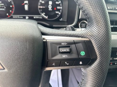 Used 2024 Mitsubishi Outlander SEL FWD image 21