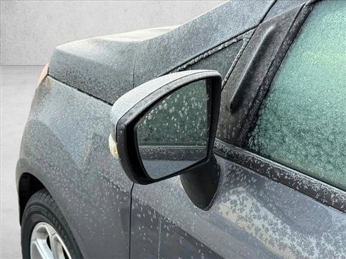 Used 2020 Ford EcoSport SE w/ SE Convenience Package image 15