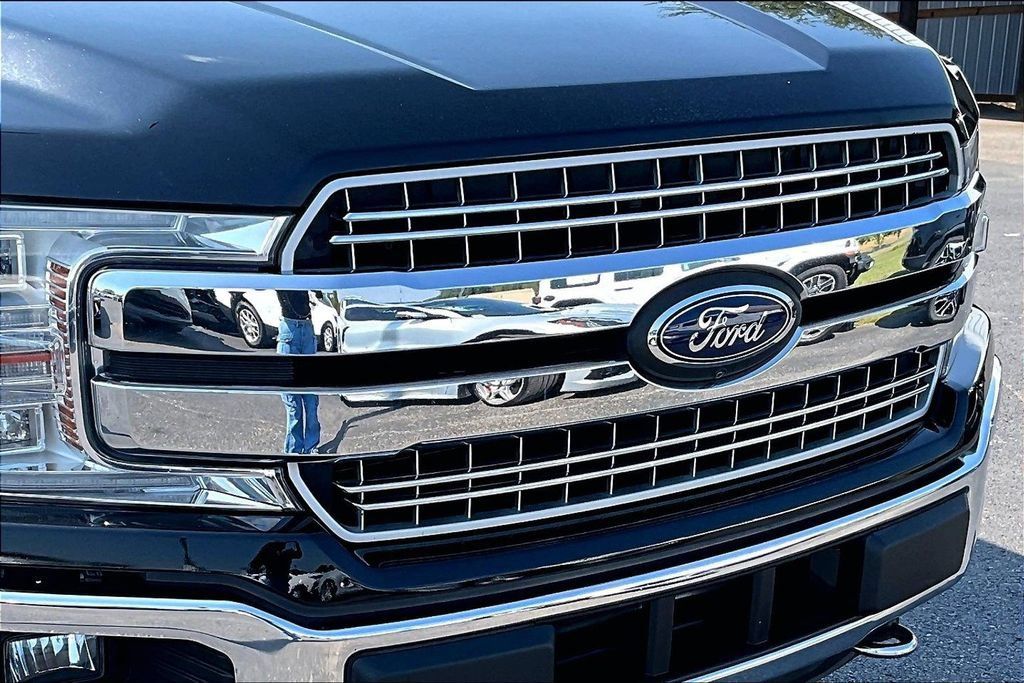 Used 2020 Ford F150 Lariat w/ Equipment Group 502A Luxury AWD/4WD image 34