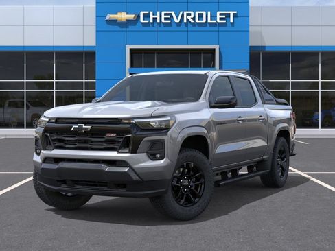 New 2026 Chevrolet Colorado Z71 w/ Midnight Edition AWD/4WD image 6
