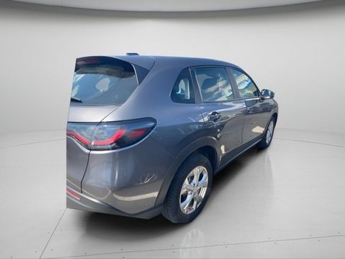 Used 2025 Honda HR-V LX image 6