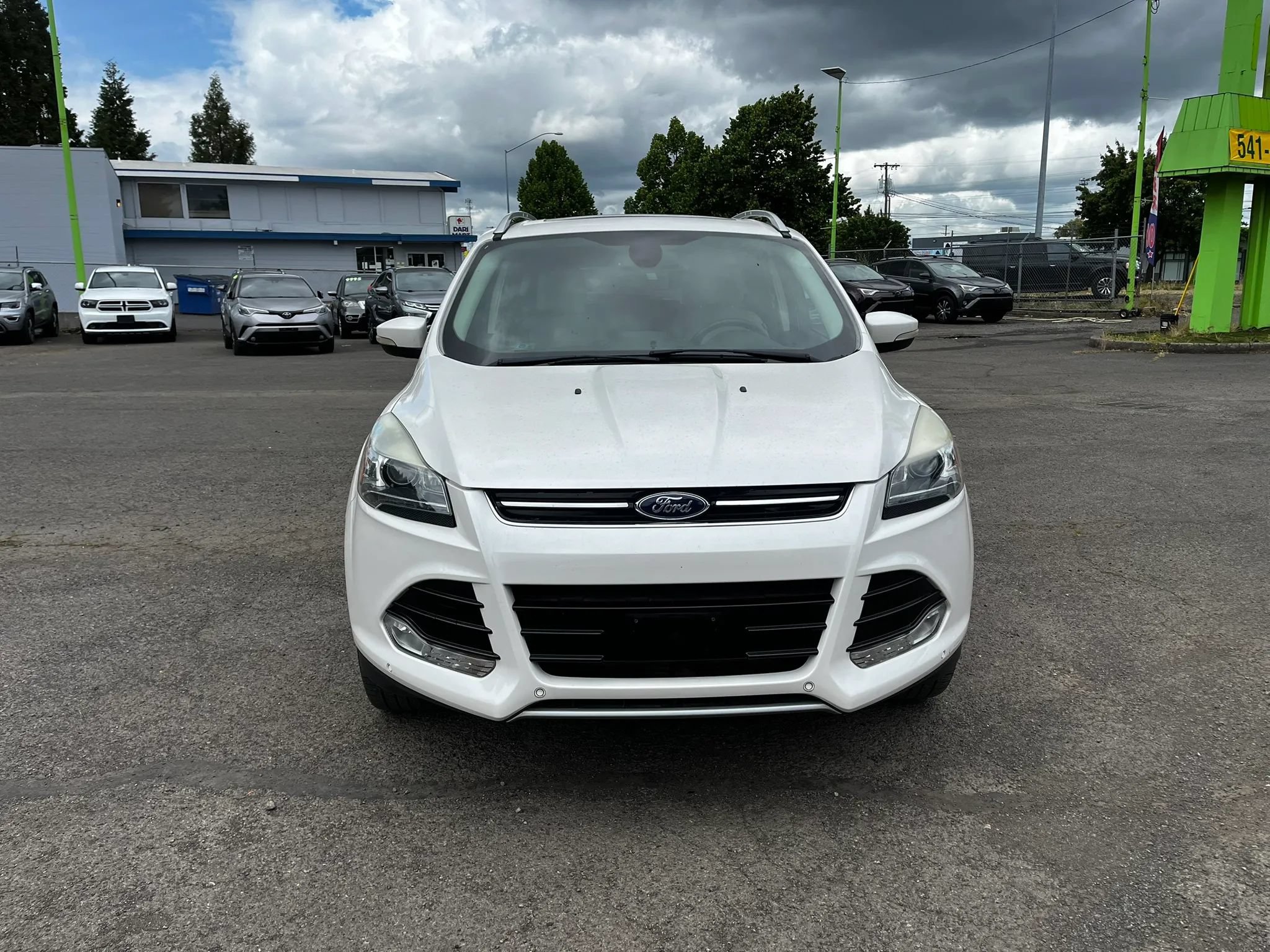 Used 2015 Ford Escape Titanium w/ Equipment Group 301A AWD/4WD image 8