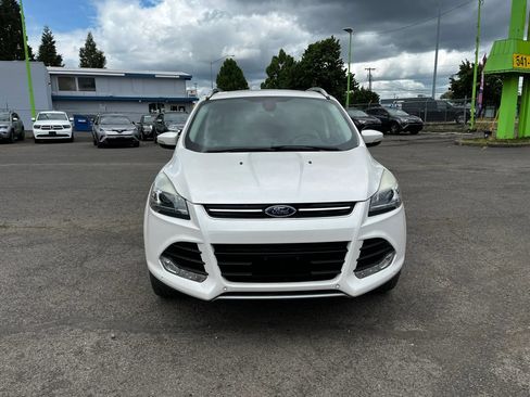 Used 2015 Ford Escape Titanium w/ Equipment Group 301A AWD/4WD image 8