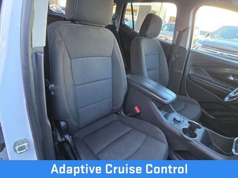 Certified 2023 GMC Terrain SLE w/ Driver Convenience Package image 15