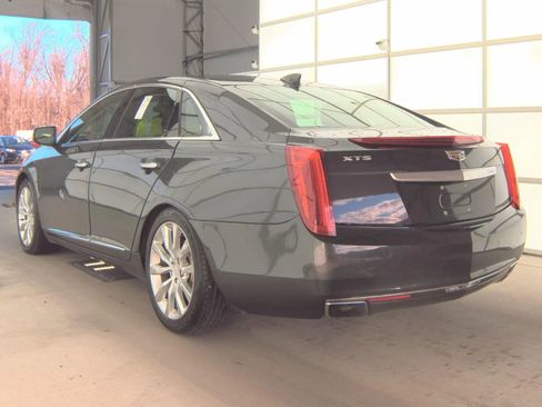 Used 2017 Cadillac XTS Luxury image 8