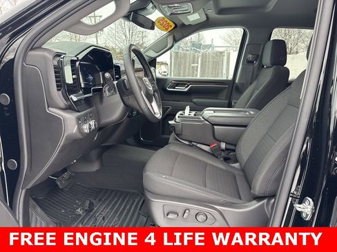 Used 2025 GMC Sierra 1500 Elevation image 8