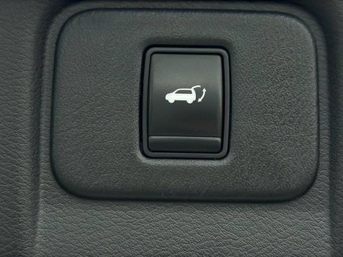 Used 2016 Nissan Murano SL AWD/4WD image 9
