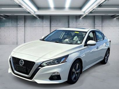 Used 2019 Nissan Altima 2.5 SV