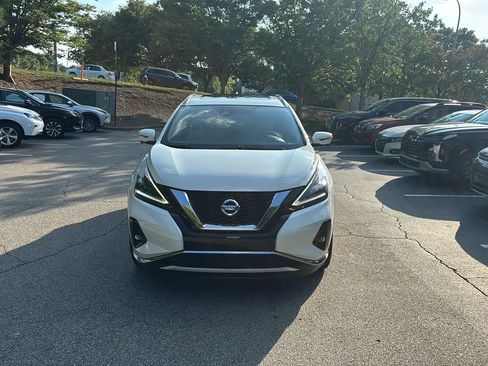 Used 2020 Nissan Murano SV w/ Premium Package AWD/4WD image 2
