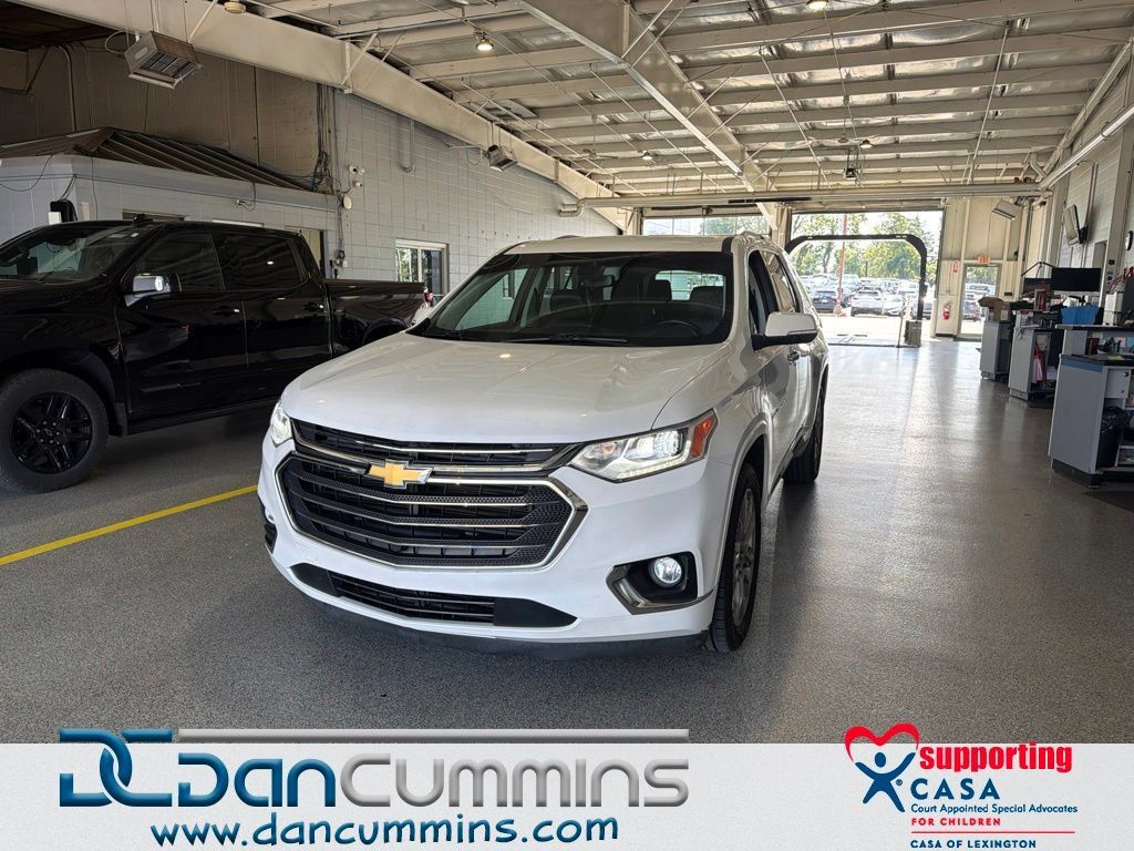 Used 2018 Chevrolet Traverse Premier w/ Driver Confidence II Package FWD image 1