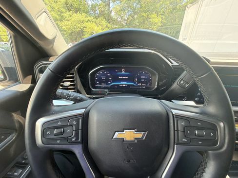 Used 2025 Chevrolet Silverado 1500 LT AWD/4WD image 22