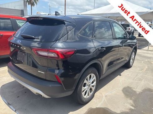 Used 2025 Ford Escape Active AWD/4WD image 11