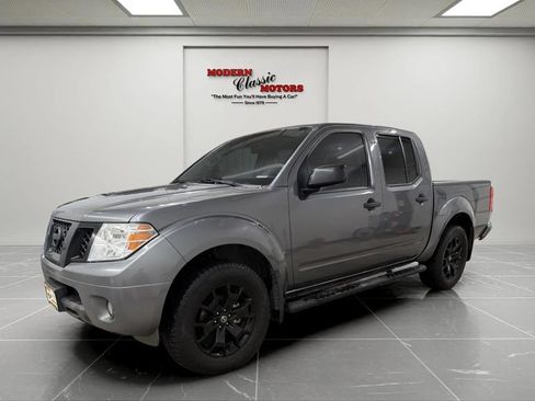 Used 2020 Nissan Frontier SV w/ Midnight Edition Floor Mats AWD/4WD image 3