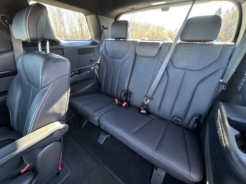 Used 2024 Hyundai Palisade Calligraphy image 25