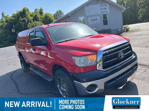 Used 2011 Toyota Tundra 4x4 Double Cab w/ Tow Pkg image 3