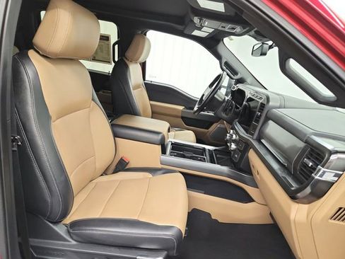 Used 2023 Ford F250 Lariat w/ Chrome Package image 39