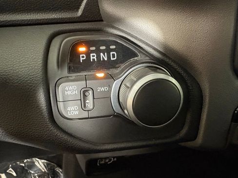 Used 2024 RAM 2500 Big Horn w/ Bed Utility Group image 16