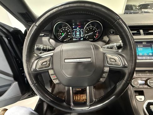 Used 2019 Land Rover Range Rover Evoque SE Dynamic AWD/4WD image 22